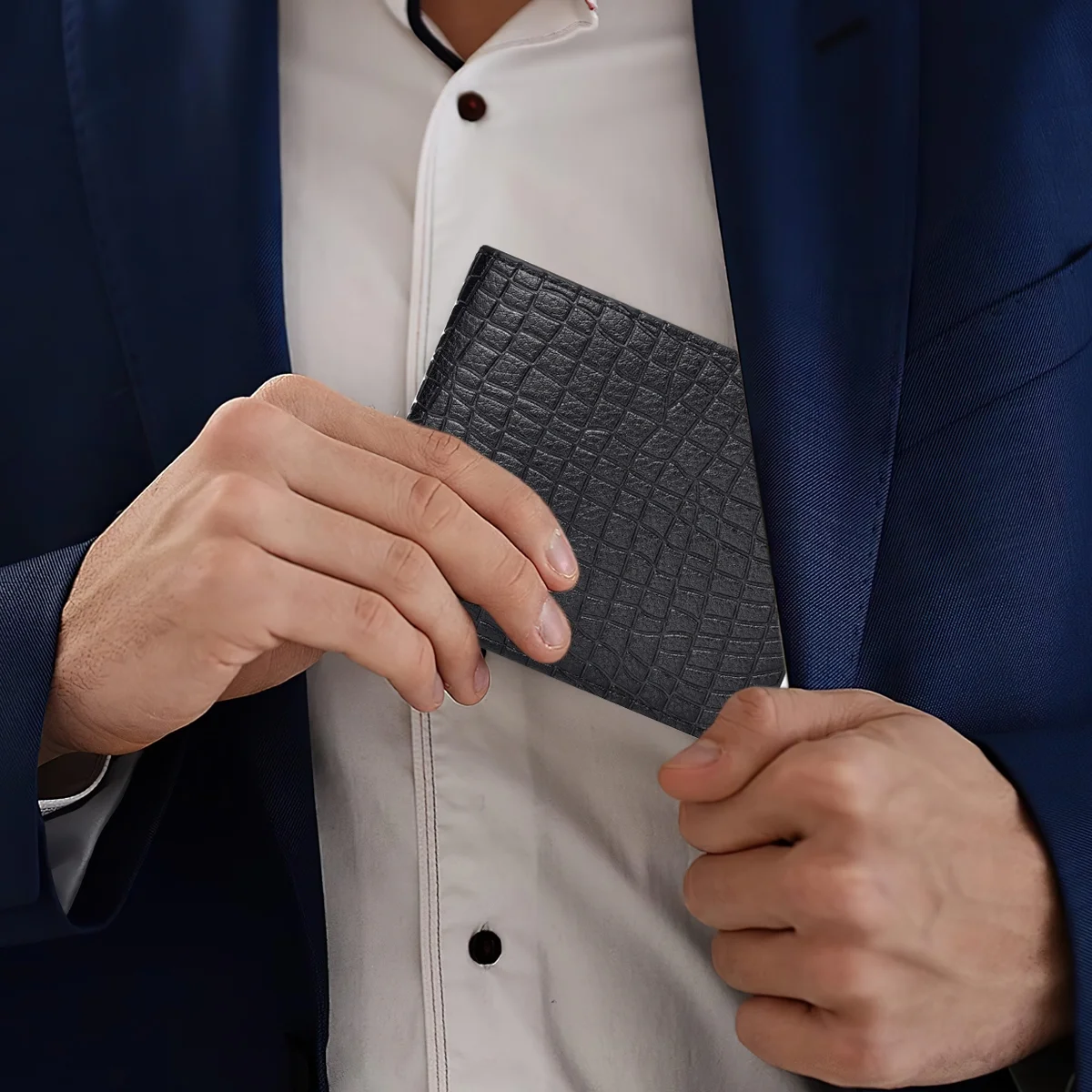 Wallet for Men, RFID Blocking Metal Bifold Men's Wallet, Extra Capacity with Multiple Card Slots, Ultra-thin and Simple